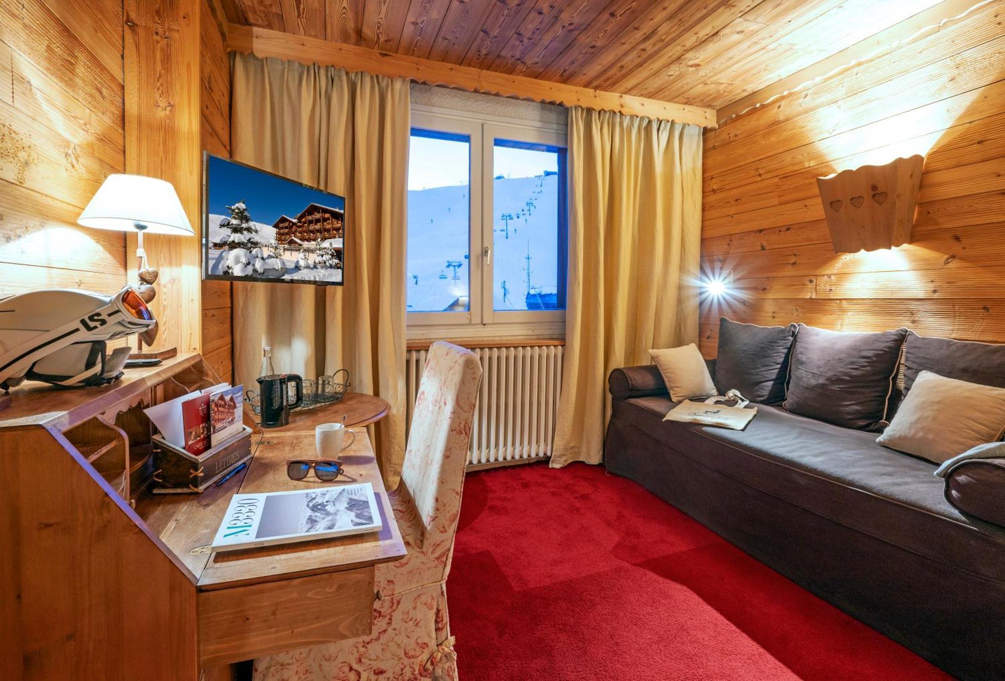 Hotel Au Chamois D'Or By Les Etincelles Alpe d'Huez Exterior photo